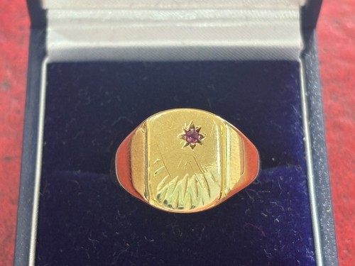 Vintage 9ct gold ruby set - , sun