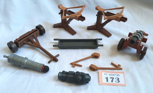 Playmobil knights/weapons/can