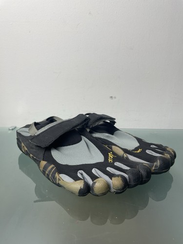 Vibram fivefingers 42 - sz, 9