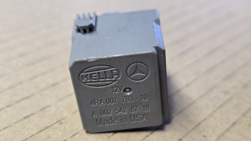 Mercedes benz pin hella - 4-pin,