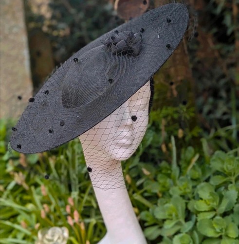 Beautiful black wide brim - black,