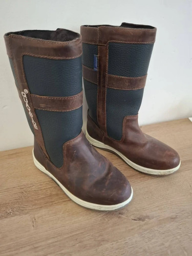 Quayside boots only - worn, few