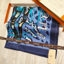 Unused w/box HERMES Petit