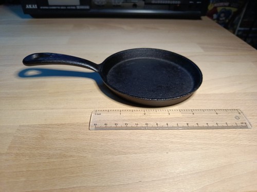 Cast iron mini skillet round - cast,