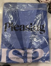 Harry Styles Pleasing The