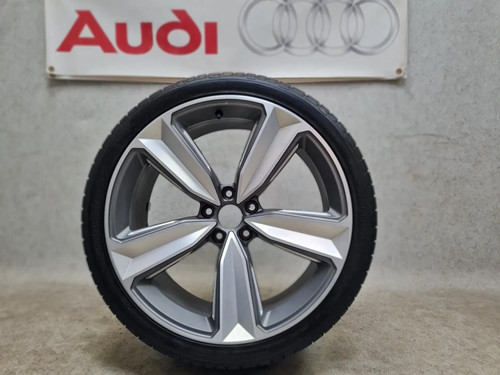 Single refurbished audi rs4 - single,