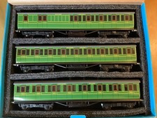 Ace Trains O Gauge C/1 Set of 3  SR Green  Non Corridor Bogie Coaches