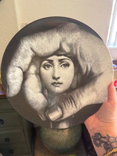 Authentic fornasetti tema - tema, e
