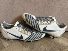 Vintage Nike Total 90 Shoot II