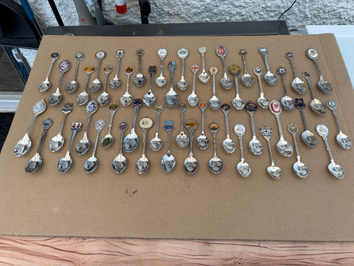 Souvenir spoons job lot - x,