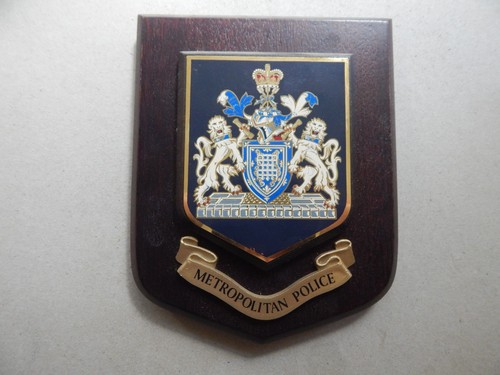 Metropolitan police plaque - plaque, ct