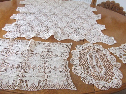 Vintage hand crochet beige - vintage,