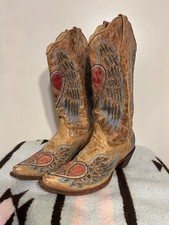 Corral Hearts Angel Wings