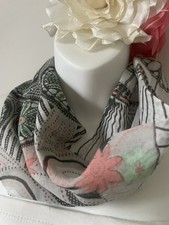grey and Peach Pattern