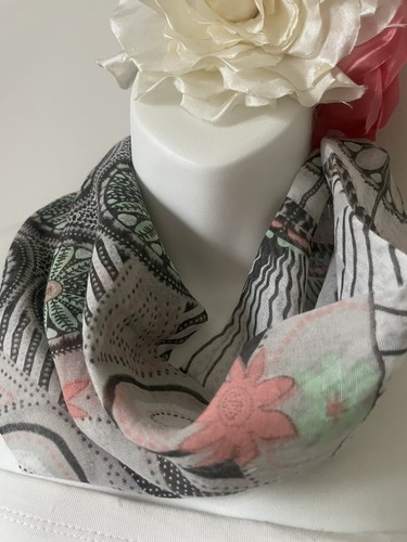 Grey and peach pattern - and,