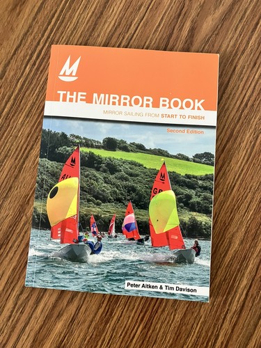 The mirror book - -,