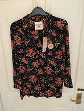 : Ladies Black With pink