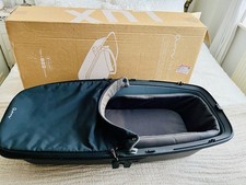 Portable cot Quinny Zapp Lux Carrycot Grey in Grey on Graphite Portable carrycot