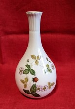 Wedgwood wild strawberry - wedgwood,