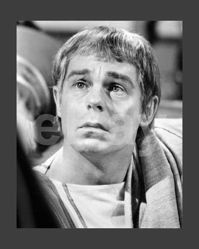 Claudius derek jacobi - i,,