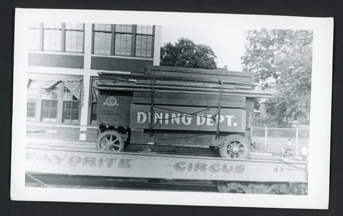 Cole bros circus dining - cole, car