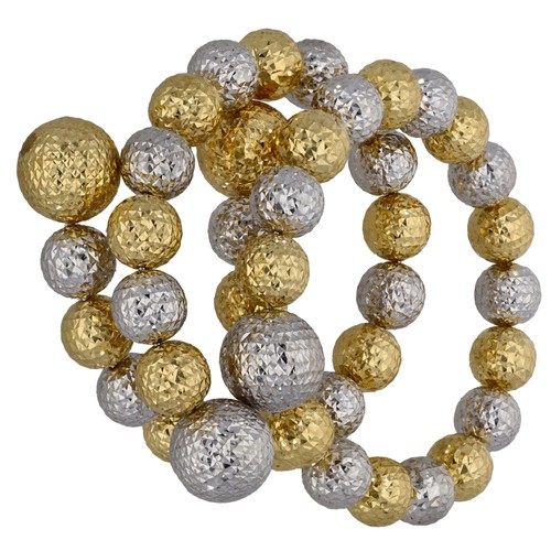 18ct gold bangle 44g set - 32.44g, of