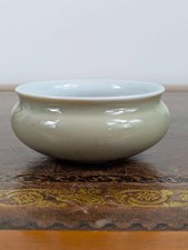 Chinese porcelain celadon bowl