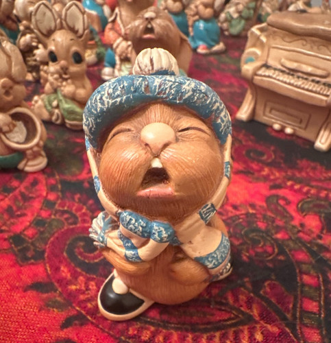 Pendelfin rabbit barney - pendelfin,