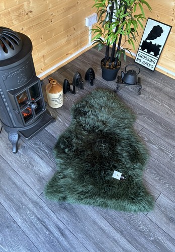 Dark green sheepskin - green, rug
