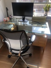 Beautiful Glass-Top Design