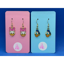 Cute Daisy Duck or Donald Duck
