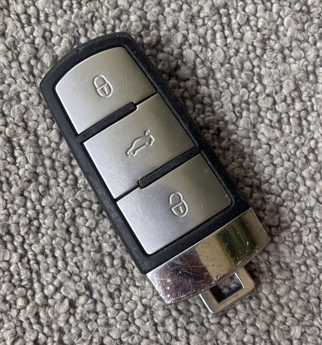 Genuine volkswagen button - vw, 3