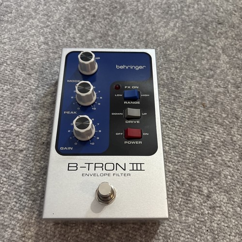 Behringer tron iii - behringer, envelope