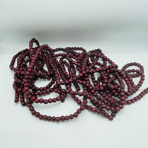Red wood bead - red,