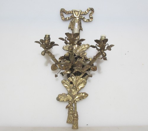 Large vintage brass wall light - large,