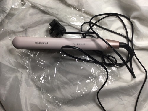 Remington hair straightener - hair,
