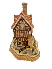 David Winter Cottages - Lace