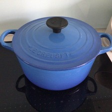 Le Creuset Round Blue Cast