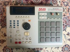 AKAI MPC2000XL with working