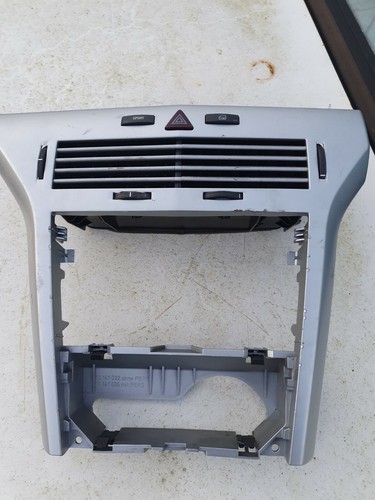 Astra centre console - 04-10,