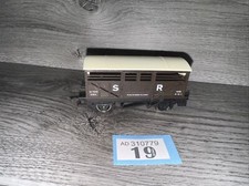 HORNBY 'OO' GAUGE R106 SR