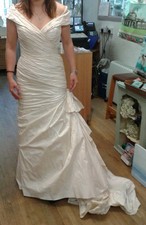 Wedding Dress IAN STUART