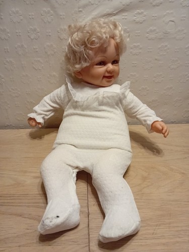 Fleer talking baby doll - fleer,