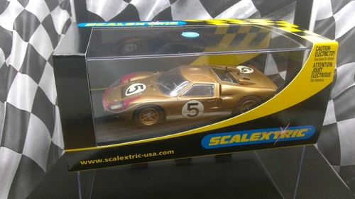 Scalextric slot car c2465 - scalextric,