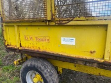 Large D W Tomlinson tipping