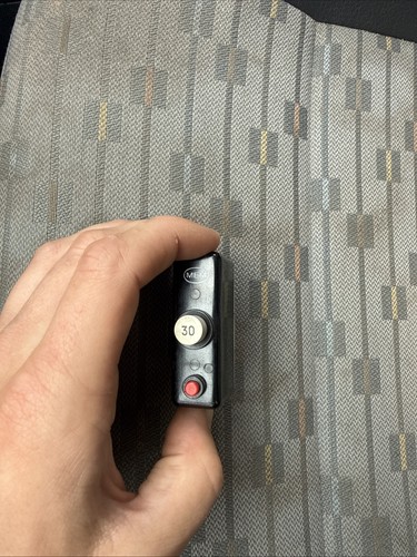 Mem 30a push button fuse - 'push, fuse'