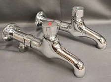 CHROME WALL MOUNTED KITCHEN