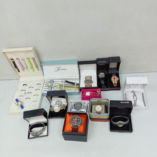 Job lot boxed quartz - lot,