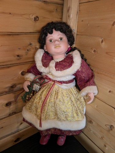 Large haunted doll jenny - large,