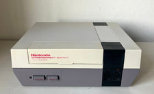 Region Free Nintendo Nes Entertainment System Console (original 1985 version).